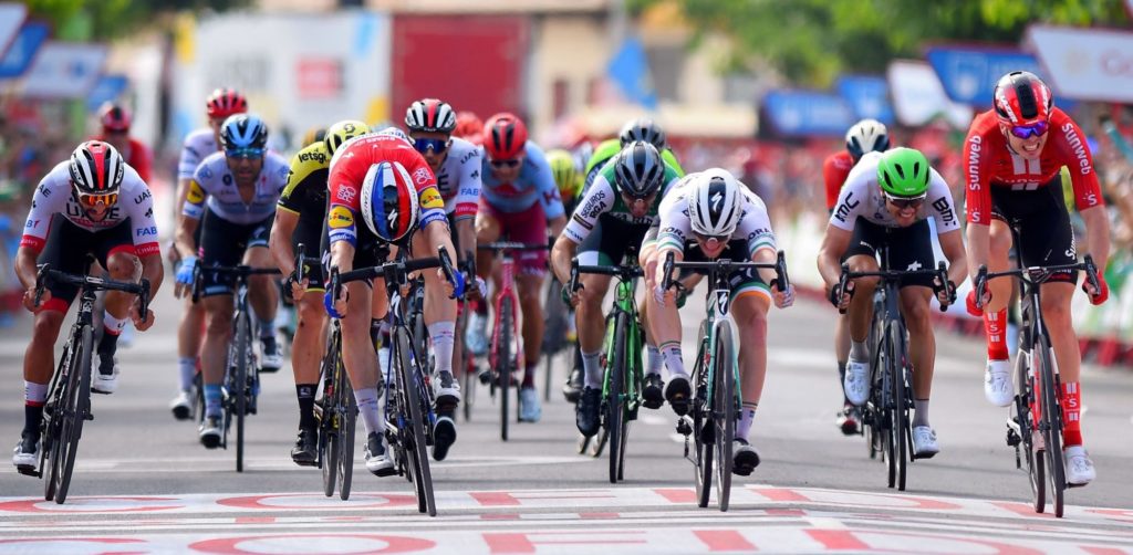 Vuelta 2019: Kijk hier de overwinning van Fabio Jakobsen in El Puig terug