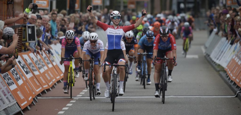 Wiebes: “Over een paar jaar meedoen om de zege in de Ronde van Vlaanderen”