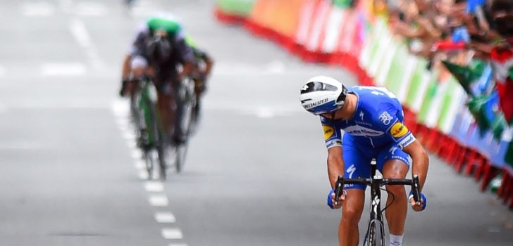 Vuelta 2019: Liveblog – Gilbert grijpt ritwinst na spectaculaire finale, favorieten blijven bij elkaar