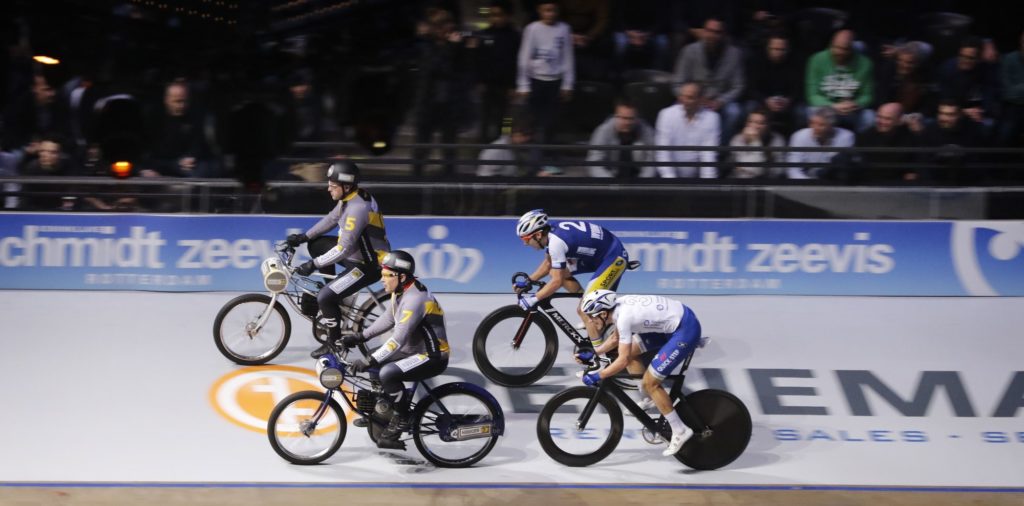 Niki Terpstra wint Wieler Driedaagse Alkmaar met Moreno De Pauw