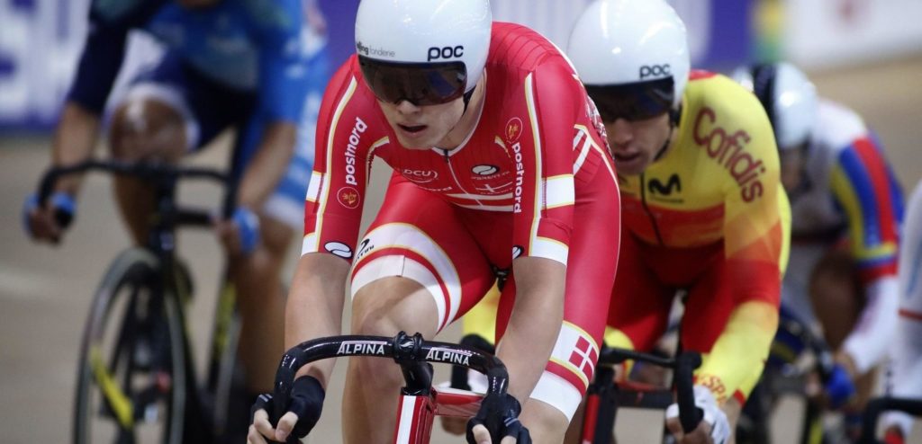 Talentvolle Niklas Larsen breekt been tijdens teamfeest