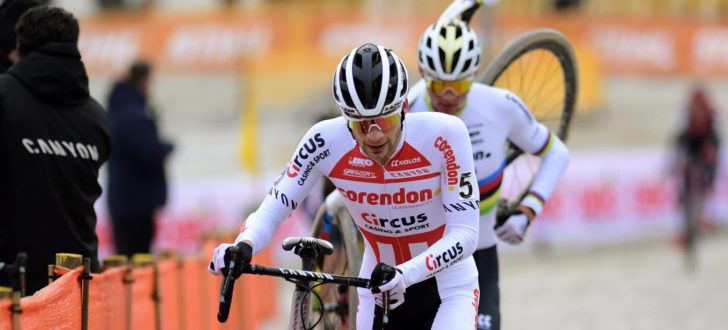 Mathieu van der Poel gunde David de zege: “Maar dat had hij niet toegestaan”