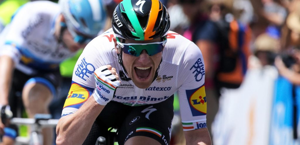 Sam Bennett sprint naar winst in Race Torquay