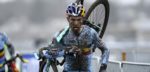 Wout van Aert na lekke band op WK: “Enorm teleurgesteld met plek vier”