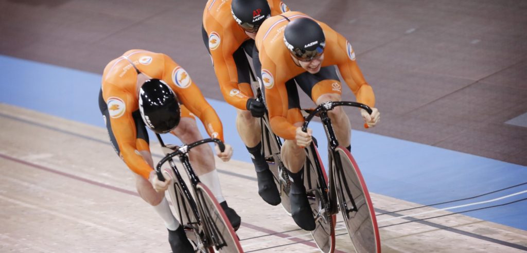 Nederlanders verpulveren wereldrecord op de teamsprint