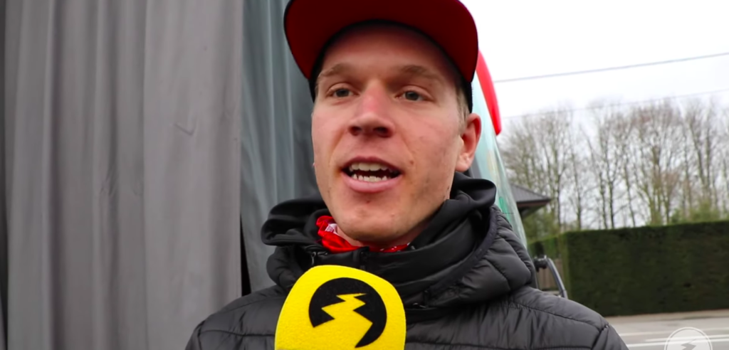 Cees Bol komt niet aan sprinten toe in Kuurne: “Ik was gewoon leeg”