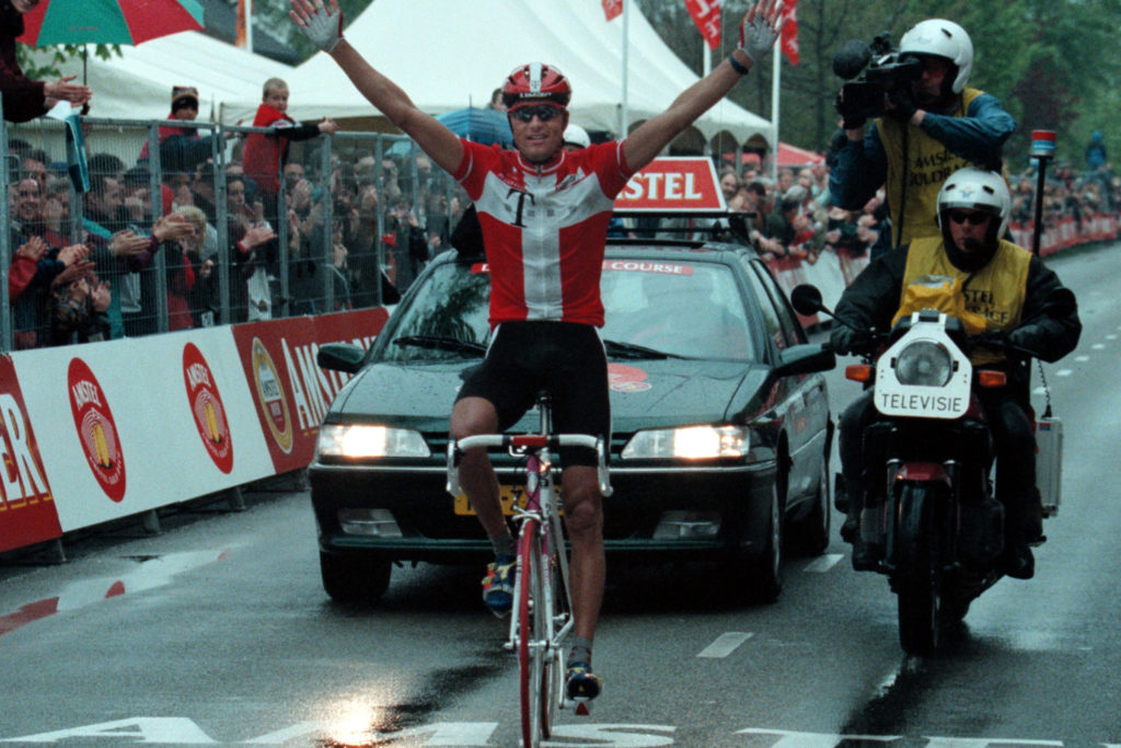 Bjarne Riis wint de Amstel Gold Race 1997