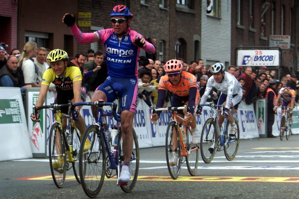 Oscar Camenzind wint Luik-Bastenaken-Luik 2001