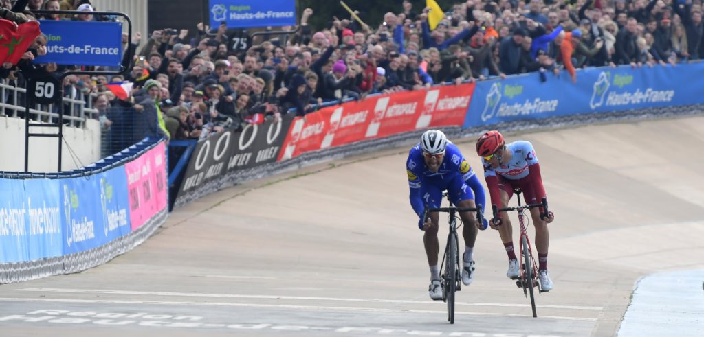 Nils Politt weet waar hij Parijs-Roubaix verloor: “Te laat gestart met sprinten”