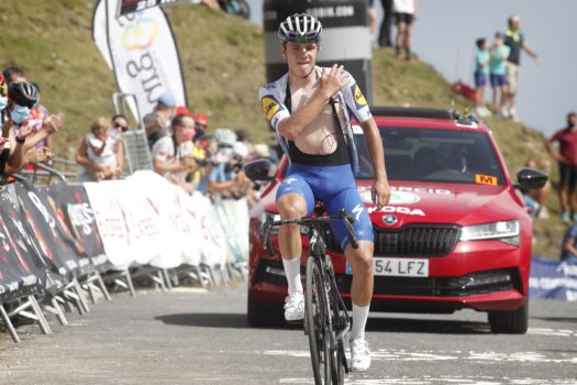 Remco Evenepoel over nieuwe zegegebaar: “Dat is de Remco-beweging”