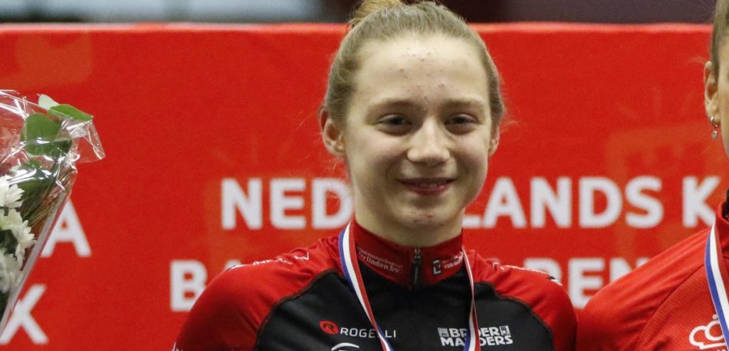 Vrouwenploeg Team DSM contracteert talentvolle Elise Uijen