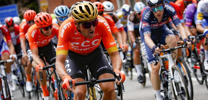 Greg Van Avermaet na val: “Hopelijk herstel ik goed voor morgen”