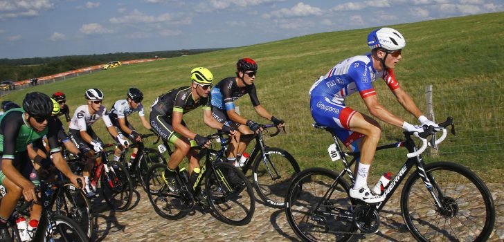 Lars van den Berg breekt sleutelbeen: “Ik hoop volgende maand weer te koersen”