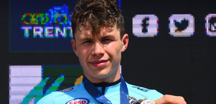 Arnaud De Lie zegeviert in GP Color Code