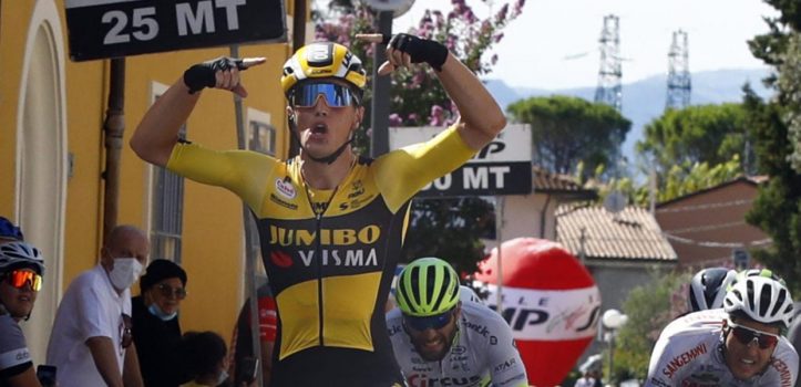 Jumbo-Visma haalt Olav Kooij per direct naar WorldTour, debuut in Omloop