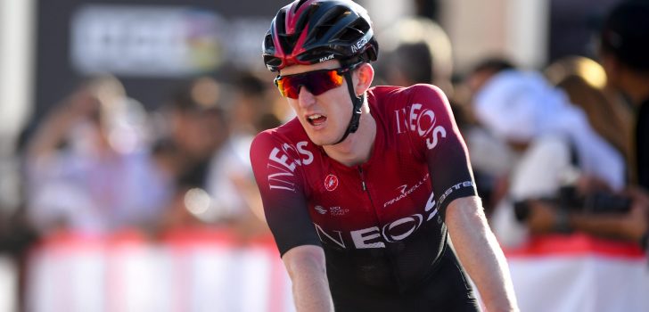 Eddie Dunbar verlaat Tirreno-Adriatico met sleutelbeenbreuk