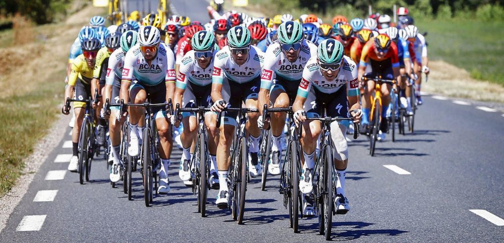 Peter Sagan herovert groen maar sprint niet mee: “Mijn ketting lag eraf”