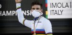 Filippo Ganna verovert regenboogtrui in Imola: “Dit is een droom”