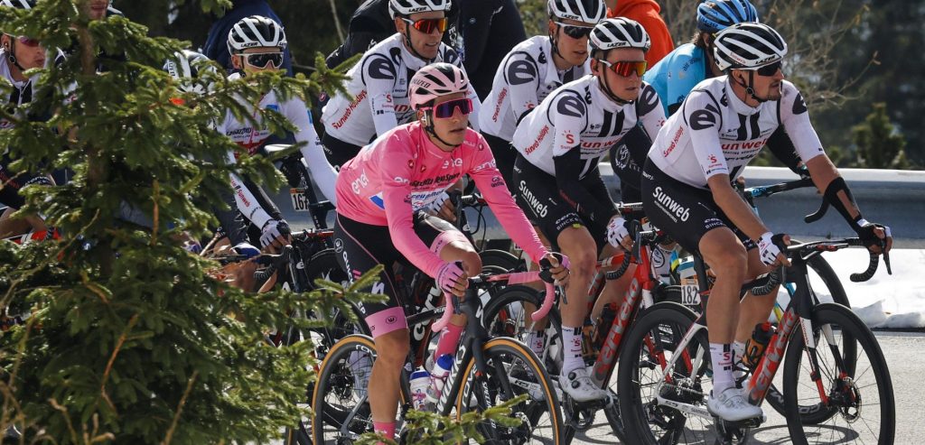 João Almeida: “Ik weet dat ik gelost kan worden op de Stelvio”