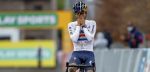 Tom Pidcock verrast Mathieu van der Poel in Superprestige Gavere