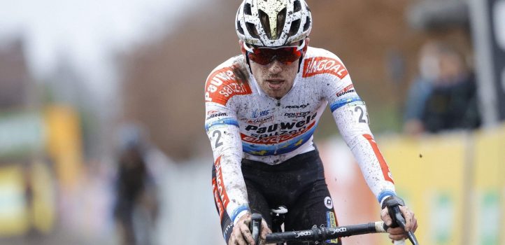 Eli Iserbyt gaat met pijnlijke elleboog van start in Baal