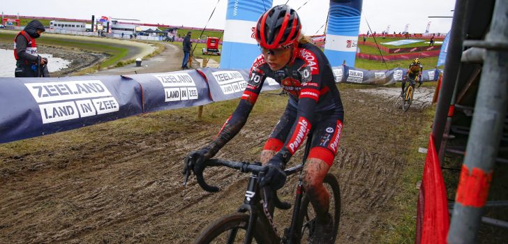 Fem van Empel beloond met tweejarig profcontract