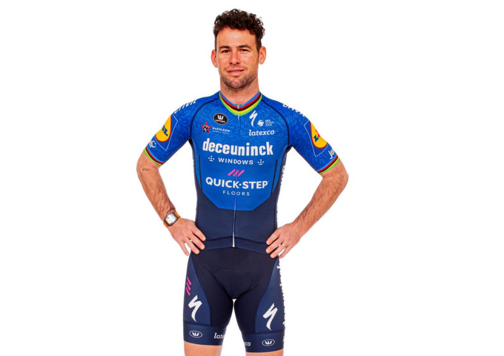 Mark Cavendish maakt in Clásica de Almería rentree in tenue Deceuninck-Quick-Step