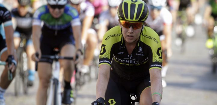 Jessica Allen (Team BikeExchange) breekt sleutelbeen in Brugge-De Panne