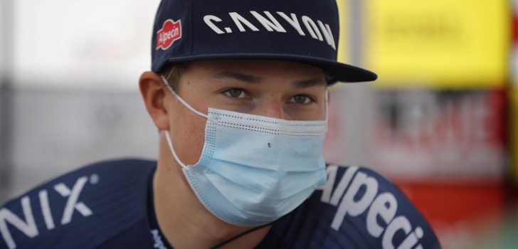 Jasper Philipsen gedeclasseerd na onreglementaire sprint