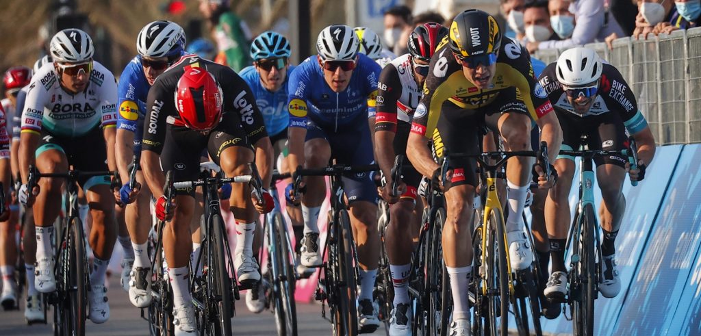 Ewan geklopt door Van Aert: “Zaten te ver van achteren”
