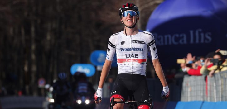 Wout van Aert verliest leiderstrui Tirreno-Adriatico aan Tadej Pogacar
