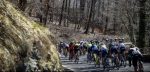 Trofeo Alfredo Binda weer onderweg na neutralisatie vanwege auto-ongeluk