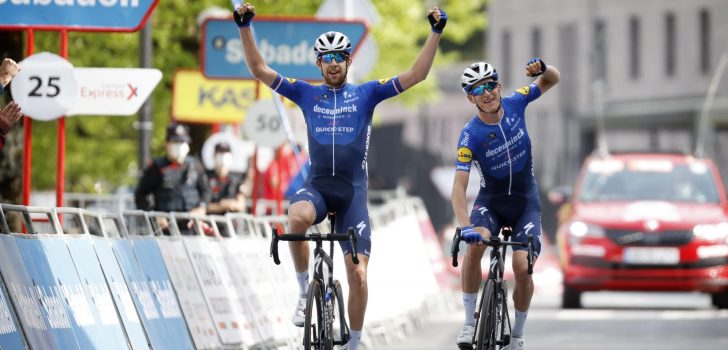 Mikkel Honoré en Cerny bezorgen Deceuninck-Quick-Step 1-2’tje in Baskenland