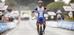 Miles Scotson wint ondanks valpartij solo in Valencia