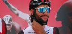 Gaviria bleef maar net overeind in sprint: “Met de ploeg uitzoeken wat daar gebeurde”