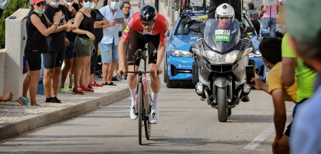 Kasper Asgreen snelste tijdrijder in Algarve, Hayter valt maar blijft leider