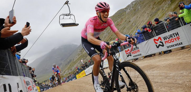 Valter: “Het roze aan Bernal kwijtraken is na zo’n etappe geen schande”