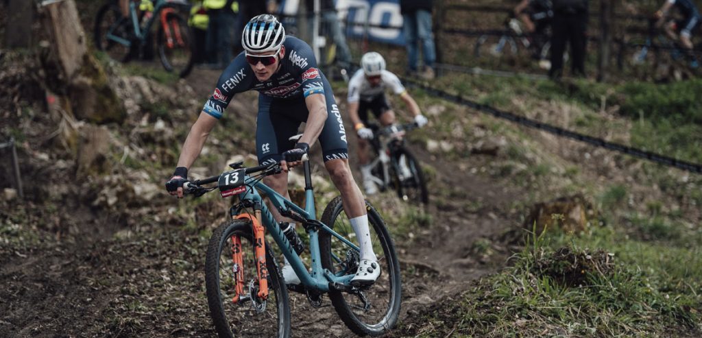 Van der Poel kijkt uit naar zondag: “Schurter, Fluckiger en Pidcock zijn grootste concurrenten”