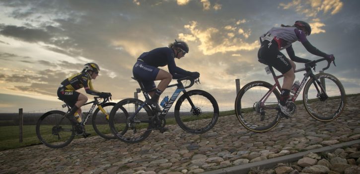 EasyToys doet Bloeizone Fryslân Tour pleziertje met sponsorcontract