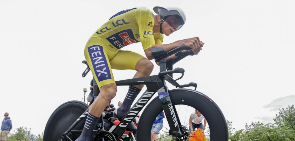 Traint Mathieu van der Poel op tijdritfiets met het oog op Boedapest?