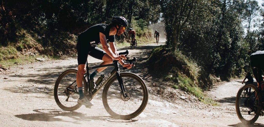 Laurens ten Dam tweede in prestigieuze gravelwedstrijd Unbound