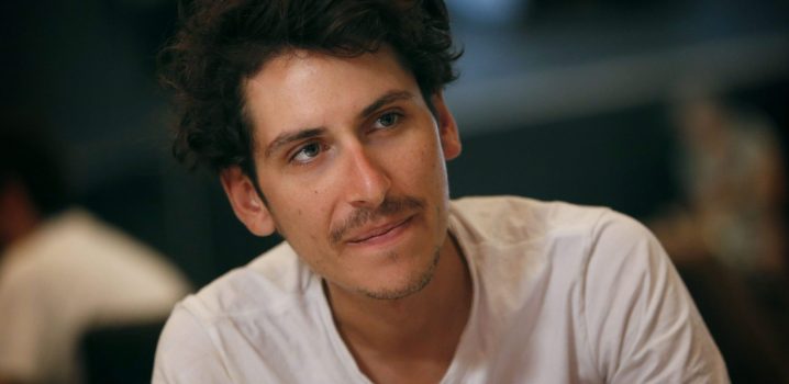 Lachlan Morton fietst 200 duizend dollar bij elkaar voor Oekraïense vluchtelingen