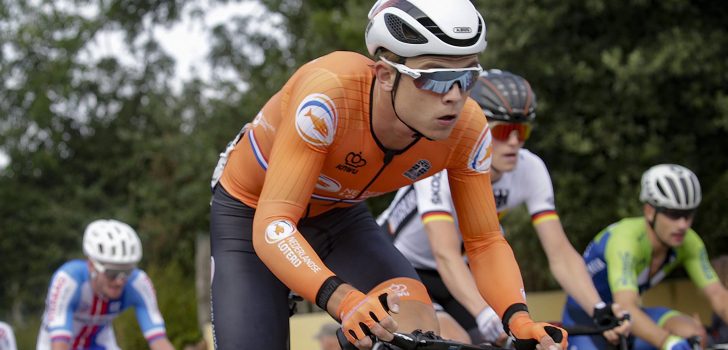 Marijn van den Berg wint waaieretappe in Tour de l’Avenir