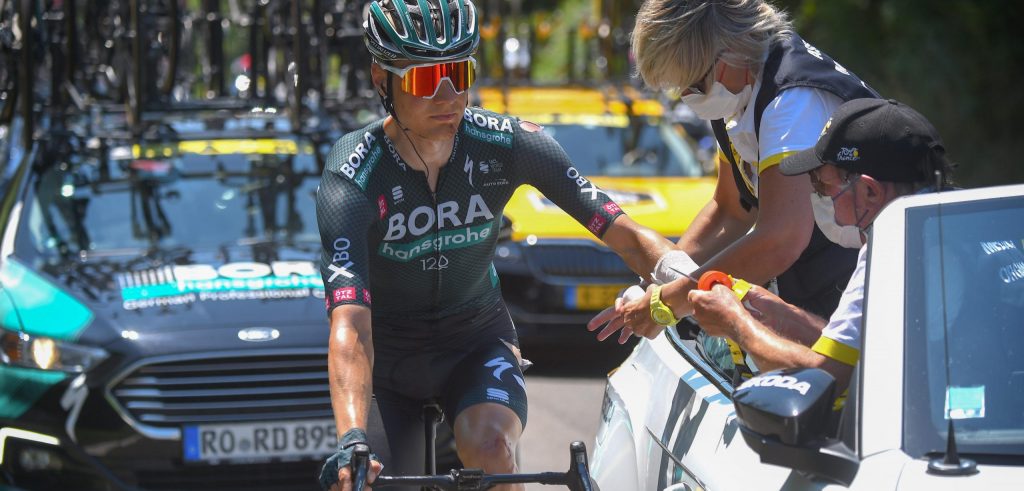 Tour 2021: Wilco Kelderman loopt schaafwonden op bij val