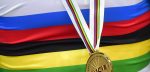 WK 2023: Nieuw-Zeelandse Maxwell rijdt soeverein naar beloftenwereldtitel op de mountainbike