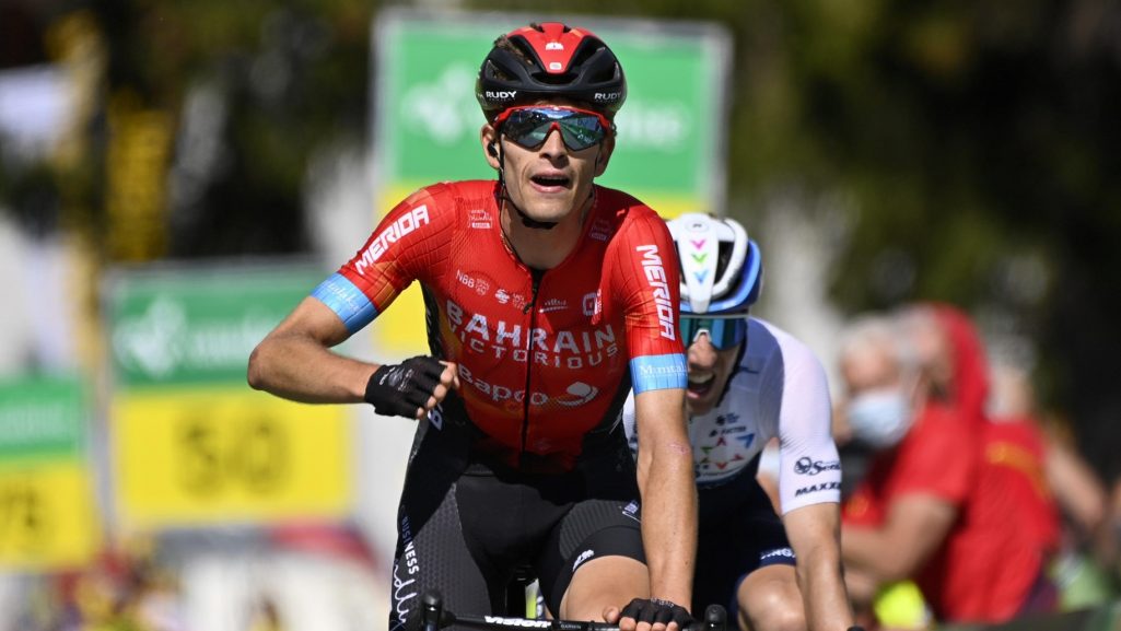 Gino Mäder rijdt de Tour in 2022