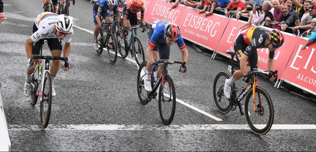 Volg hier de zevende etappe van de Tour of Britain 2021