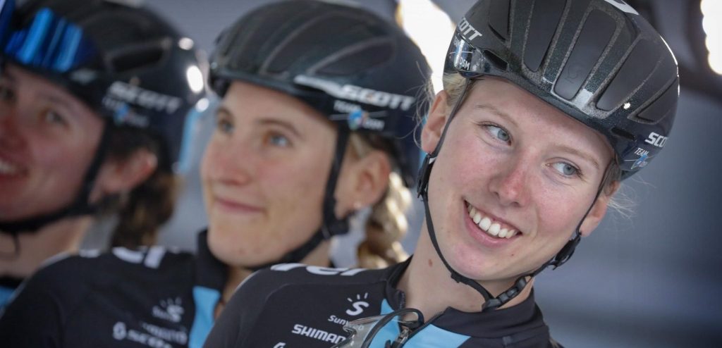 Lorena Wiebes na zege in Women’s Tour: “Het was een chaotische finale”