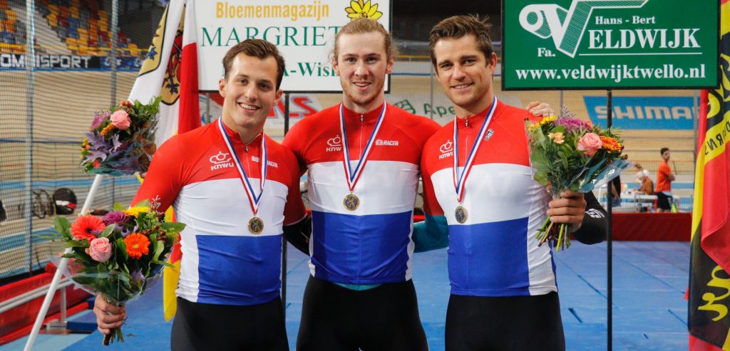 Theo Bos grijpt met BEAT-drietal goud op NK Teamsprint