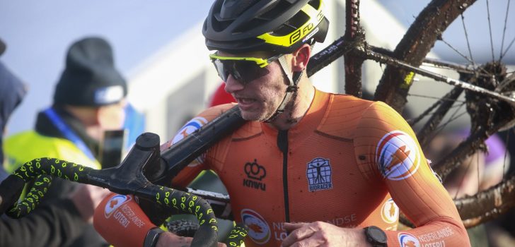 Corné van Kessel loopt knieblessure op tijdens EK veldrijden